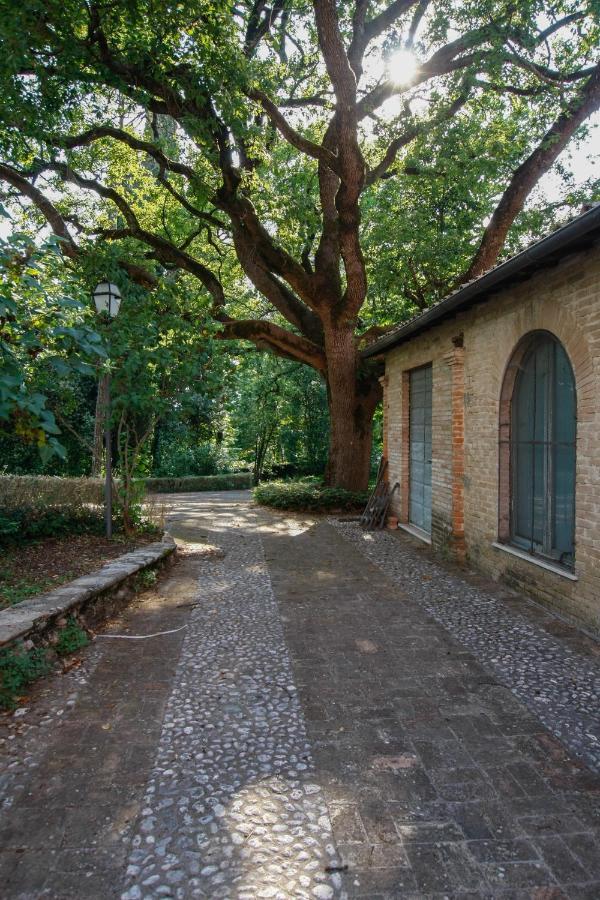 Park Hotel Villa Potenziani Rieti Dış mekan fotoğraf